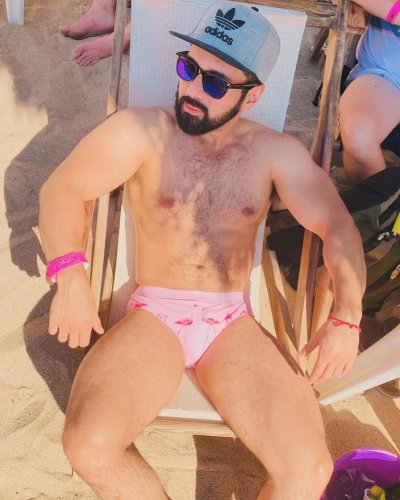 Watch Asher Lopez 's leaked NSFW photo on TwXstars