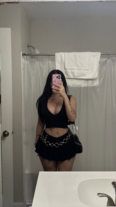 Watch kimmy's leaked NSFW photo on TwXstars