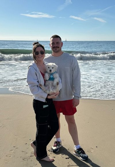 Watch WeRateDogs's leaked NSFW photo on TwXstars