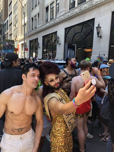 Watch Rafael Alencar's leaked NSFW photo on TwXstars