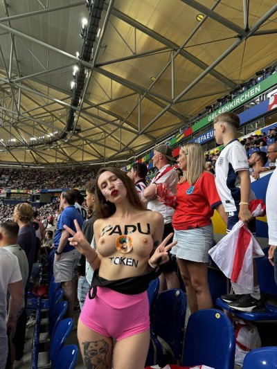 Watch Loveboobies969's leaked NSFW photo on TwXstars