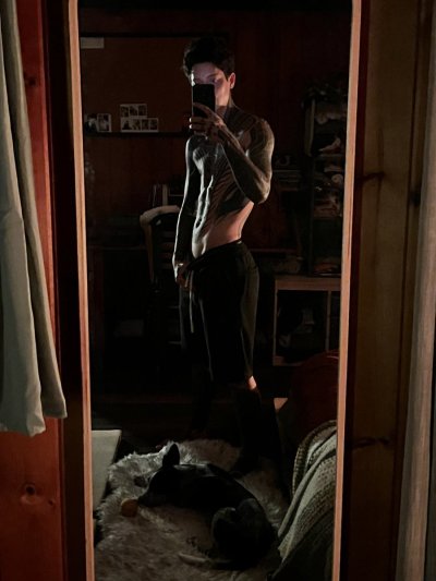 Watch Cam Damage (Trans Reznor)'s leaked NSFW photo on TwXstars