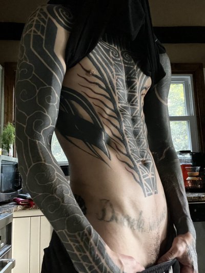 Watch Cam Damage (Trans Reznor)'s leaked NSFW photo on TwXstars