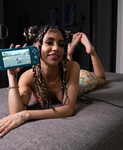 Watch V Rod 💦 🎶's leaked NSFW photo on TwXstars