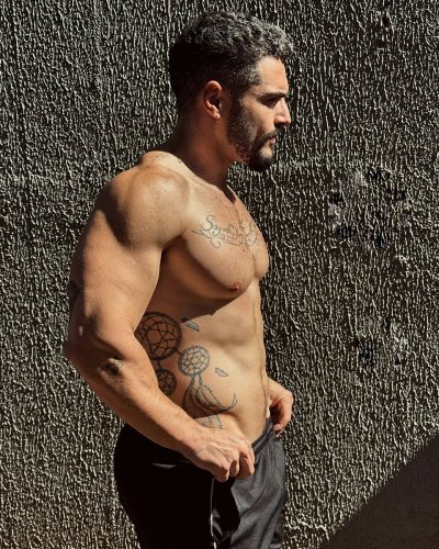 Watch Iggle Pringle's leaked NSFW photo on TwXstars