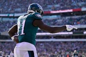 Watch Kev's leaked NSFW photo on TwXstars