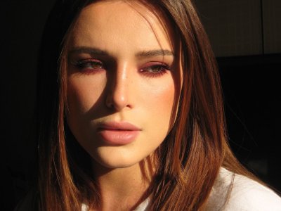 Watch BITCHIMBELLATHORNE's leaked NSFW photo on TwXstars