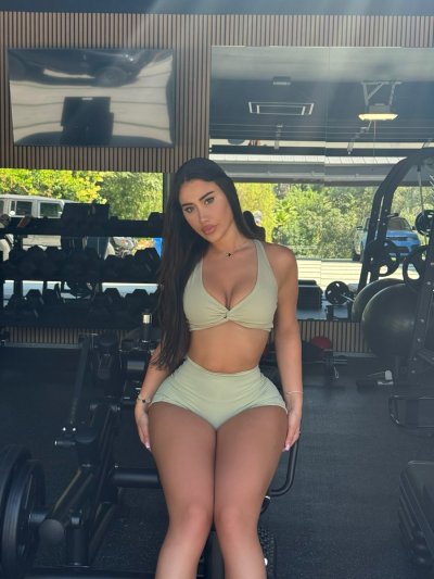 Watch esterbby's leaked NSFW photo on TwXstars