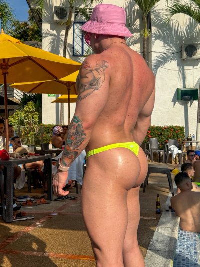 Watch Archie Bogota's leaked NSFW photo on TwXstars