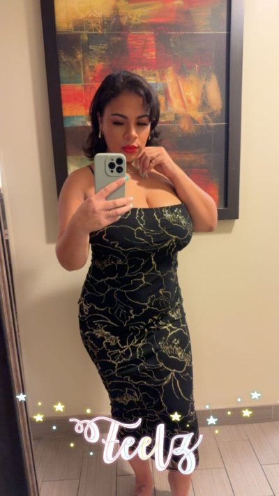 Watch AriaSinsXxX (DM 4 FaceTimes)'s leaked NSFW photo on TwXstars