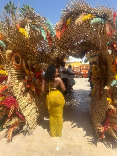 Watch One Less Lonely N*gga, MBA 👸🏽's leaked NSFW photo on TwXstars