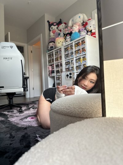 Watch jinny's leaked NSFW photo on TwXstars