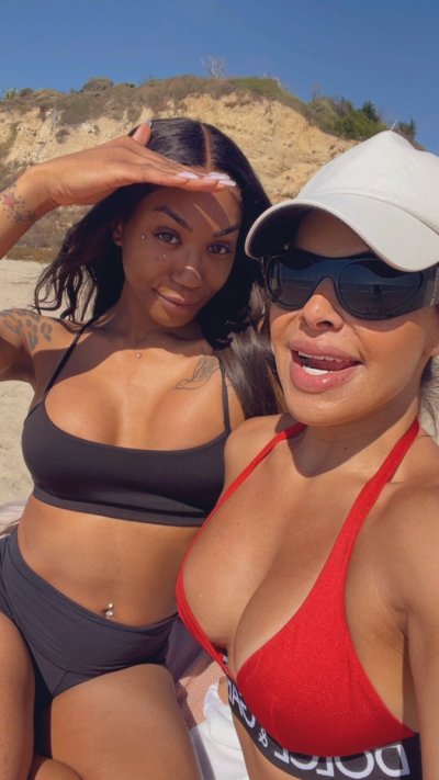 Watch TS Foxxy's leaked NSFW photo on TwXstars