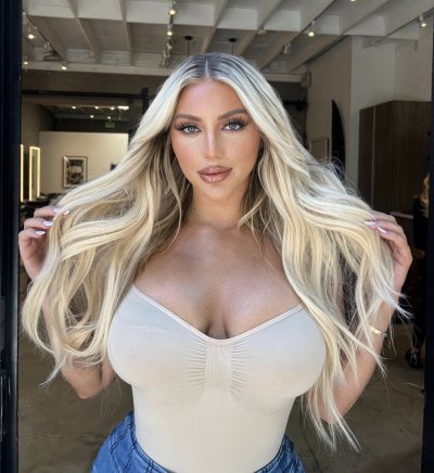 Watch Kayley Gunner's leaked NSFW photo on TwXstars