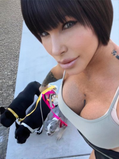 Watch Shay Fox's leaked NSFW photo on TwXstars