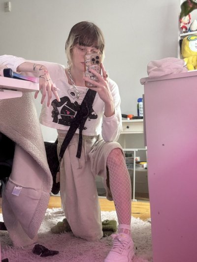 Watch Claire Gemini ♊🔞's leaked NSFW photo on TwXstars