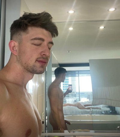 Watch Nick Tylar 🔥's leaked NSFW photo on TwXstars