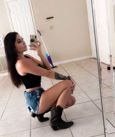 Watch cornbread Bitch's leaked NSFW photo on TwXstars