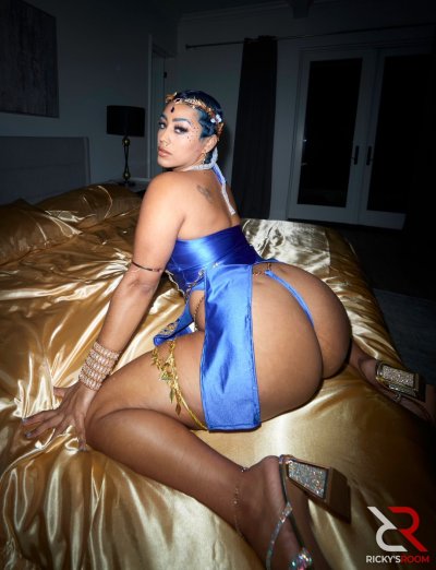 Watch Sapphire💎 The Soul Snatcher's leaked NSFW photo on TwXstars