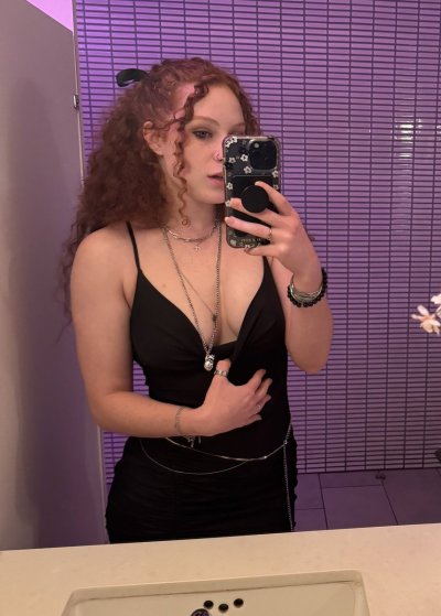 Watch Seven's leaked NSFW photo on TwXstars