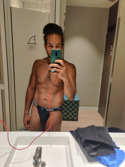 Watch J - TheMeat - 🇬🇧 lad in 🇹🇭's leaked NSFW photo on TwXstars