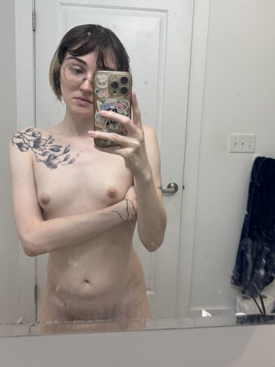 Watch Claire Gemini ♊🔞's leaked NSFW photo on TwXstars