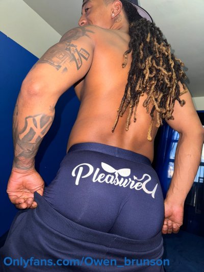 Watch Owen's leaked NSFW photo on TwXstars