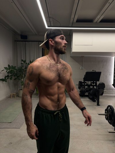 Watch michael ༄'s leaked NSFW photo on TwXstars