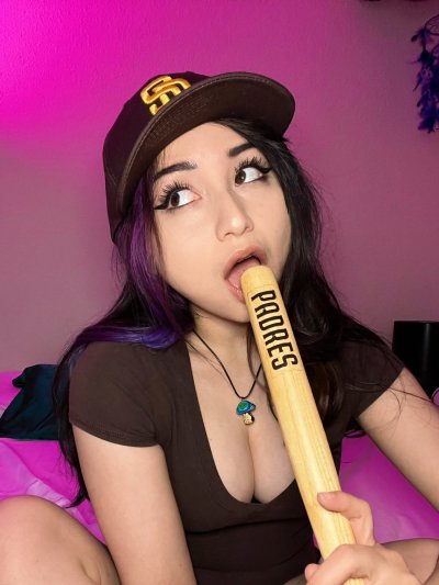 Watch ☆SxnpaiJade☆'s leaked NSFW photo on TwXstars