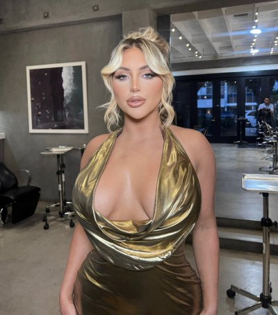 Watch Kayley Gunner's leaked NSFW photo on TwXstars