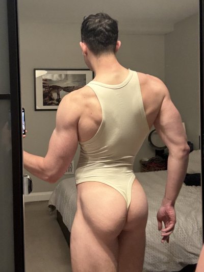 Watch babe_asaurusrex's leaked NSFW photo on TwXstars