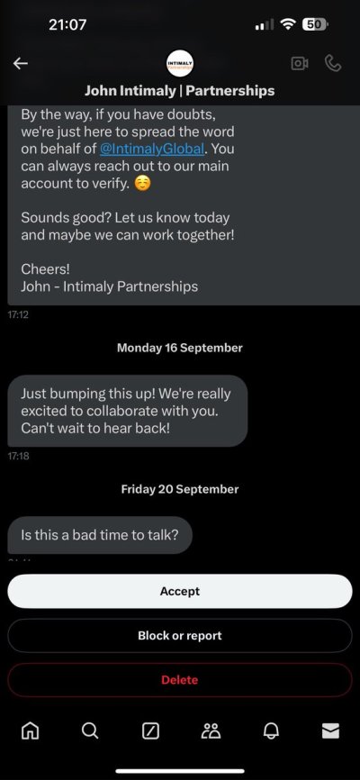 Watch Belle Grace's leaked NSFW photo on TwXstars