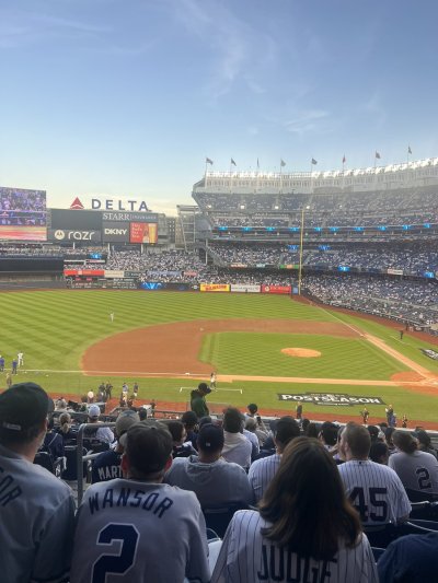 Watch Kev's leaked NSFW photo on TwXstars