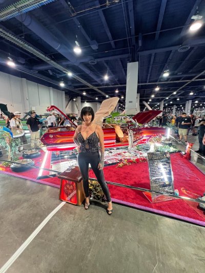 Watch Shay Fox's leaked NSFW photo on TwXstars