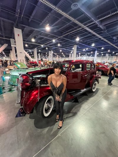 Watch Shay Fox's leaked NSFW photo on TwXstars