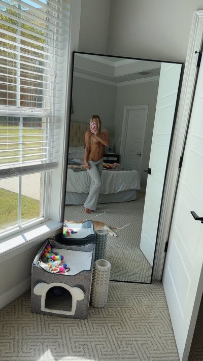 Watch 𝔩 𝔢 𝔵 𝔦 𓆩♡𓆪's leaked NSFW photo on TwXstars