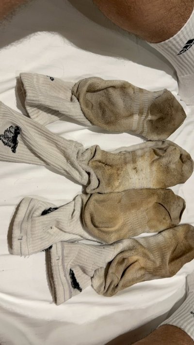 Watch sniffme_sk8boy's leaked NSFW photo on TwXstars