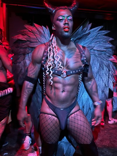 Watch Ⓐⓥⓐⓣⓐⓡ's leaked NSFW photo on TwXstars