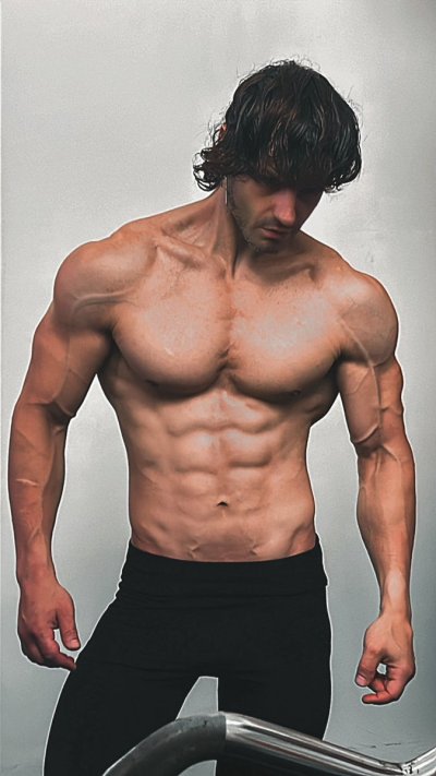 Watch T A R Y N's leaked NSFW photo on TwXstars