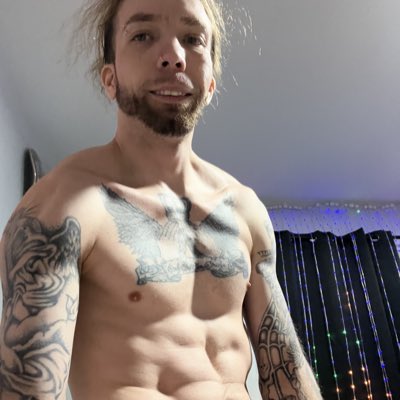 Watch Bryan Silva GRATATA🦁's leaked NSFW photo on TwXstars