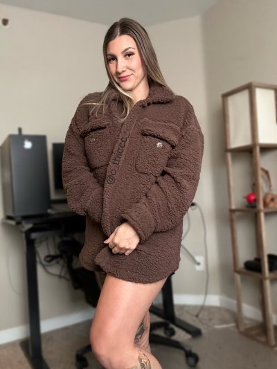 Watch Celia Steele's leaked NSFW photo on TwXstars