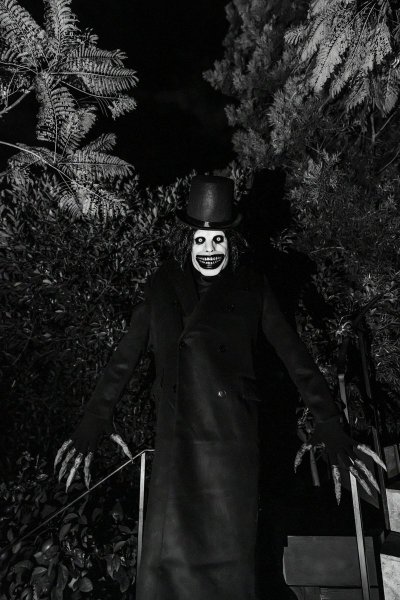 Watch T-Raww's leaked NSFW photo on TwXstars