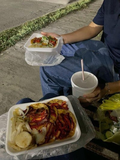 Watch Borrachos V.I.P's leaked NSFW photo on TwXstars