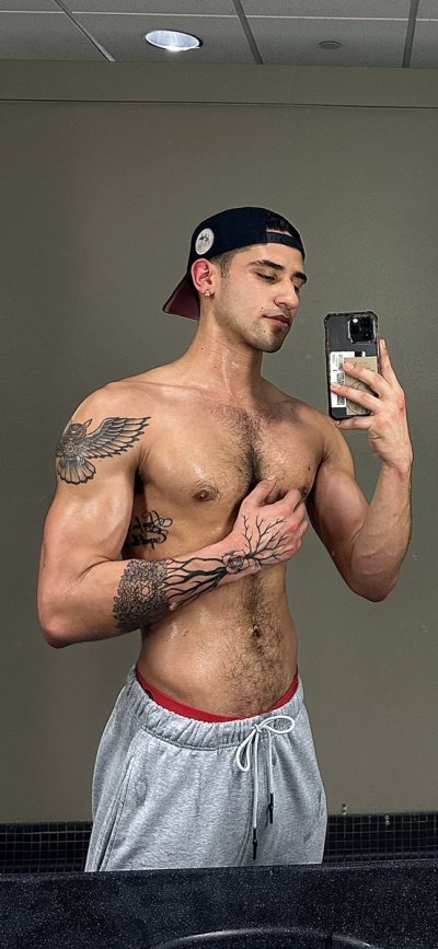 Watch Pisces's leaked NSFW photo on TwXstars