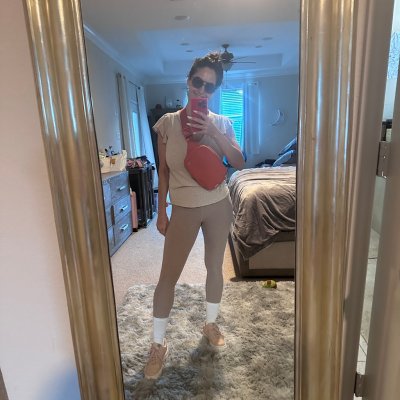 Watch Ava Addams's leaked NSFW photo on TwXstars