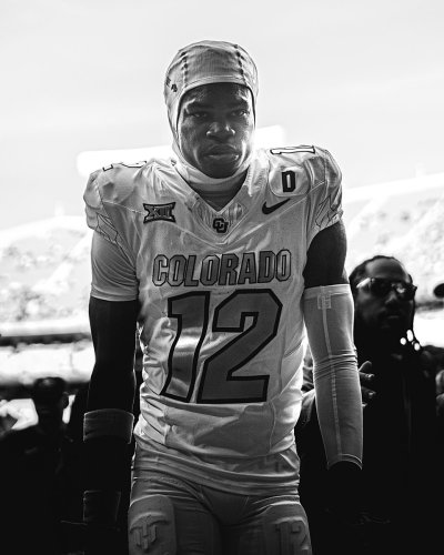 Watch Colorado Buffaloes Football's leaked NSFW photo on TwXstars