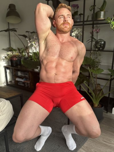 Watch Jonasjacksonxxx's leaked NSFW photo on TwXstars