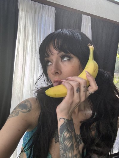 Watch The Grey/DelRay Alt Porn Buffet's leaked NSFW photo on TwXstars