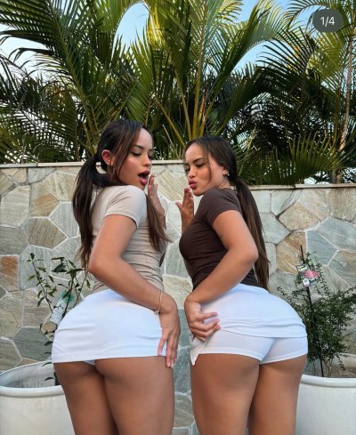 Watch christy & carly's leaked NSFW photo on TwXstars