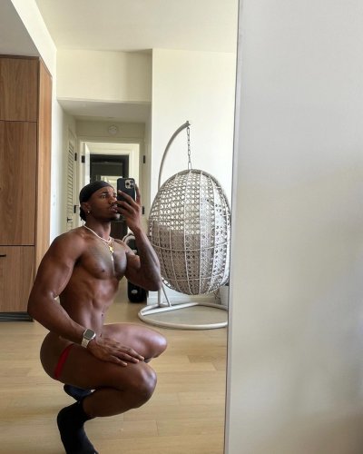 Watch Hello Fresh's leaked NSFW photo on TwXstars